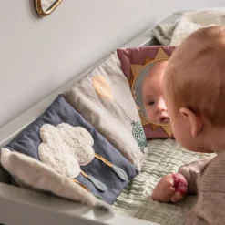 Aktivitetsbog, stof, World of>Sebra Discount