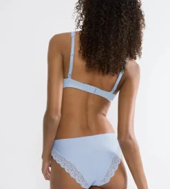 Amourette WHP>Triumph New