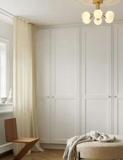 Nuura Apiales 6 Ceiling, brushed brass / opal