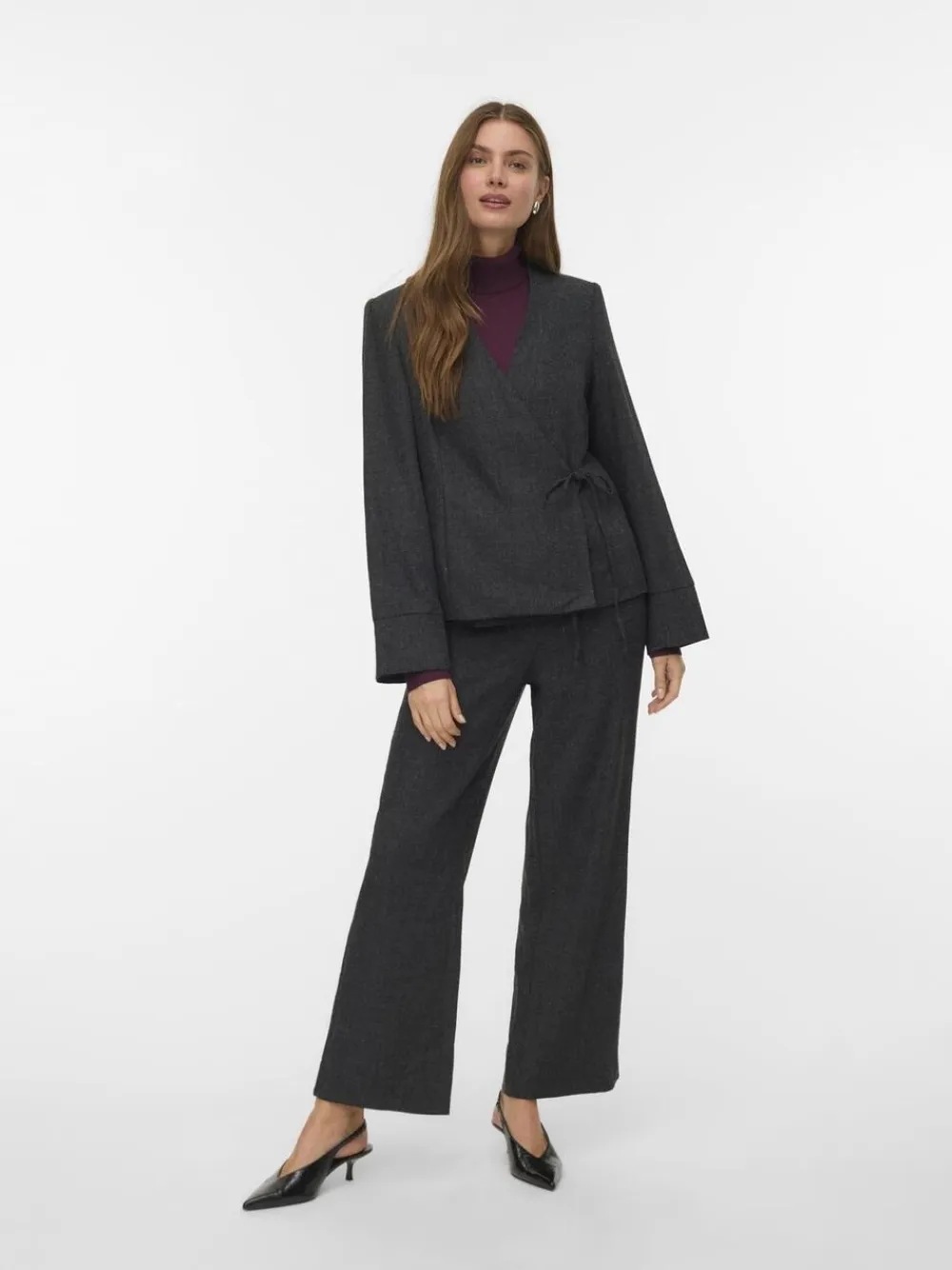 Vero Moda AWUTHALIA LS WRAP BLAZER Dark grey melange Hot