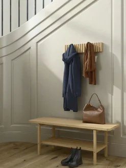 B3 Bench><noscript><img width=