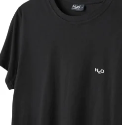 Base T-shirt><noscript><img width=