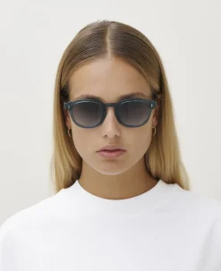 BILLE><noscript><img width=