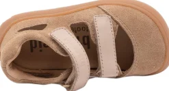 barefoot michi><noscript><img width=