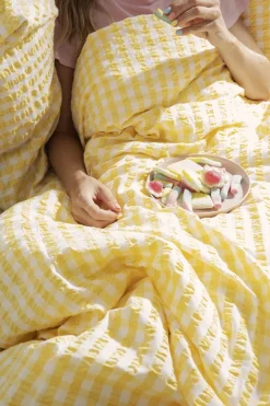 Juna Bæk&Bølge Sengetøj gul/hvid 140x200 cm DK