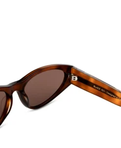 BLADE><noscript><img width=