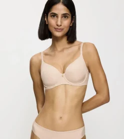 Dame Triumph Body Make-Up Essentials WP