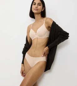 Dame Triumph Body Make-Up Essentials WP