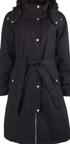 Dame Danefæ Bornholm Winter Rain