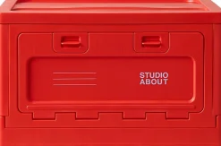 Box, Small>Studio About