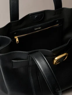 BUCKLE MEDIUM TOTE><noscript><img width=