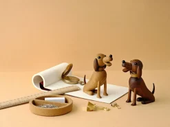 Buster - Dog, dark>Lucie Kaas Online