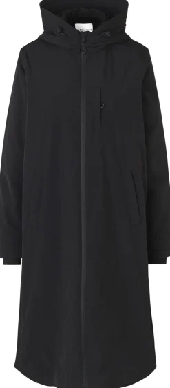 Dame Global Funk Caden Rain Coat