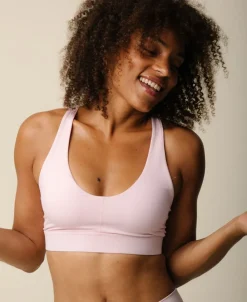 Cartel Copenhagen Cartel x Align by Blume cross-over sports top (brushed) - Blush Lyser&oslash;d Best