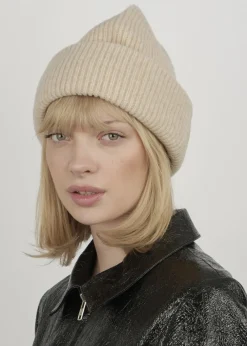 Dame SUI AVA Cashmere Beanie