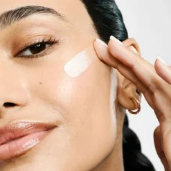 Erborian CC Crème - Tonet korrigerende pleje Sund glød og udstråling