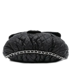 Dame Chanel Vintage Chanel Flap Bag