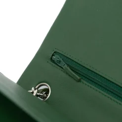 Dame Chanel Vintage Chanel Shoulder Bag