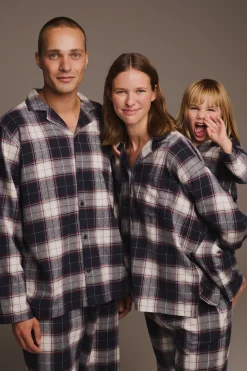 Charlie 1 G + 2 G><noscript><img width=