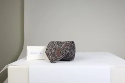 Amanda Christensen Classic Tie 800 brown