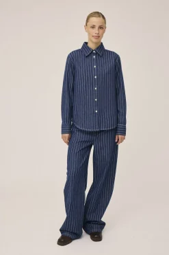 Magasin du Nord Collection Cleo 16 Denimskjorte - 100% Økologisk bomuld GOTS Navy pin stripe New