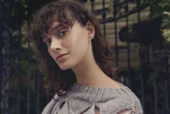 Colline Earrings><noscript><img width=