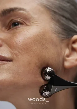 CONTOURING FACIAL ROLLER><noscript><img width=