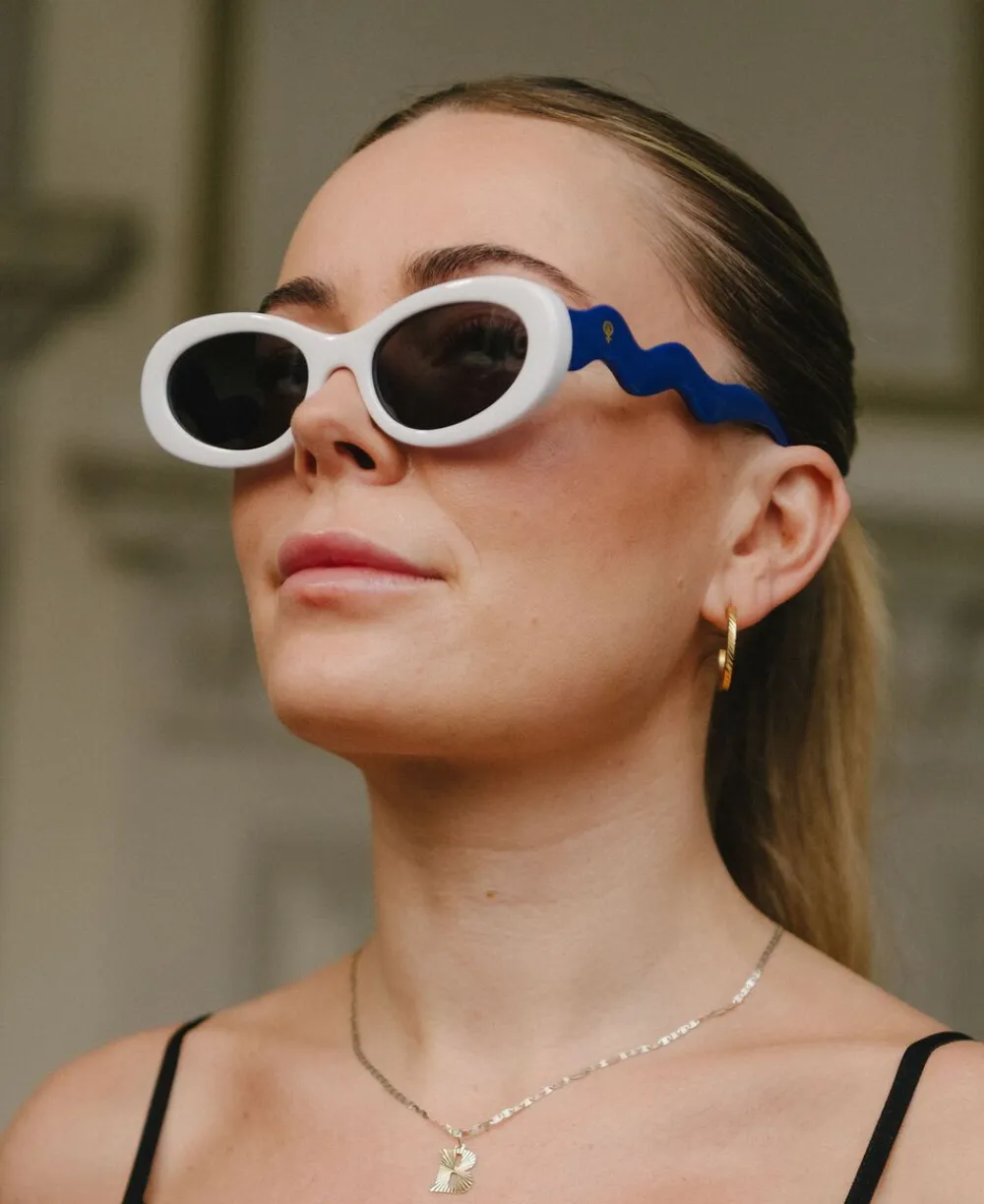 Cartel Copenhagen Danner x Cartel Oval Sunnies - Shell/CartelBlue Hvid, blå Sale