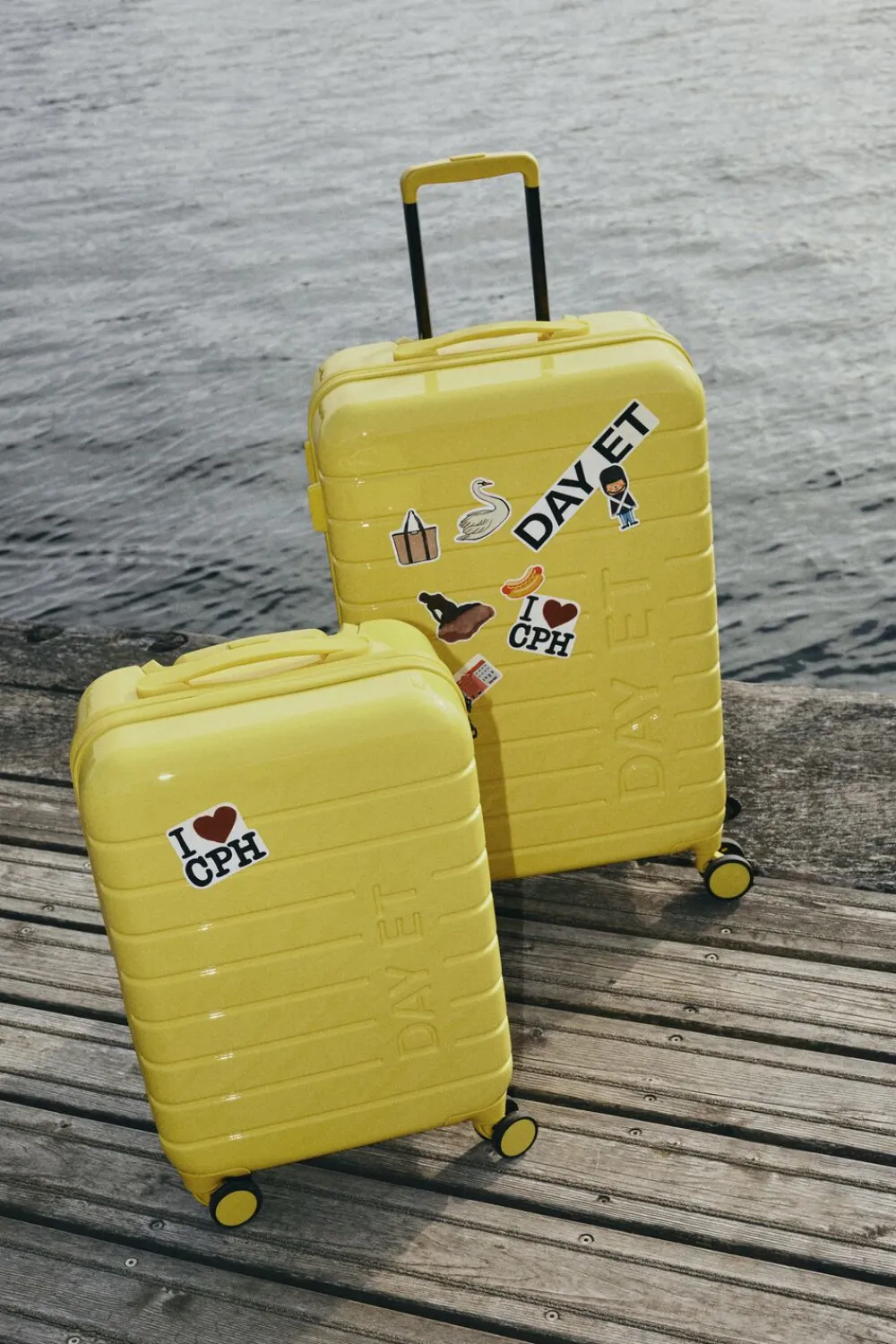 Day Tonal 20" Suitcase>DAY ET Clearance