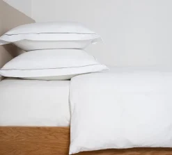 Magasin du Nord Collection Egyptisk sengesæt med broderet stikning