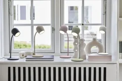 Ellie><noscript><img width=