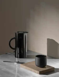 Stelton EM77 elkedel (EU) 0.5 l. black