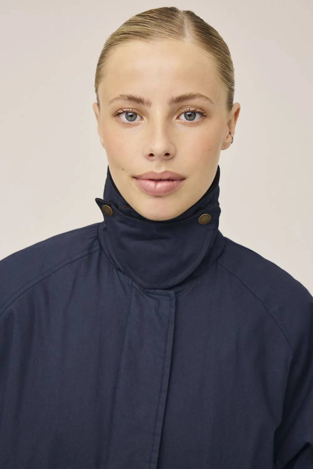 Magasin du Nord Collection Emmy 4 coated jakke med fløjlskanter - GRS Night sky Hot