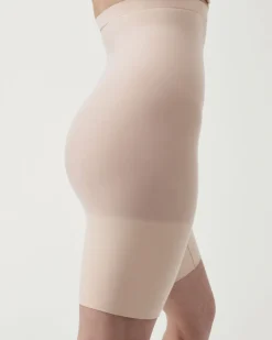 EVERYDAY SHAPINEVERYDAY SHAPING HW SHORT>Spanx Online