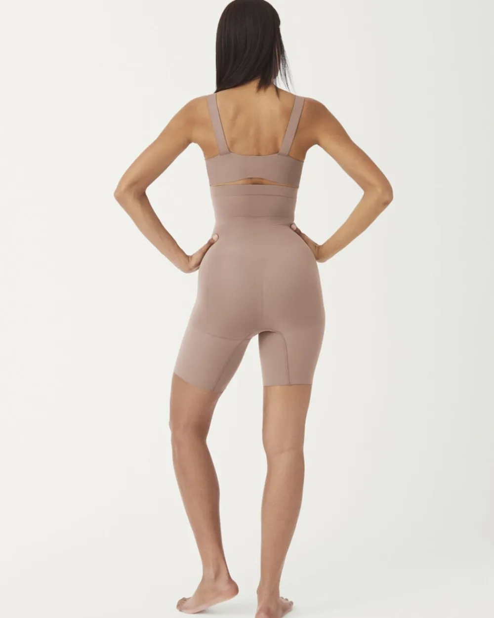 EVERYDAY SHAPING HW SHORT>Spanx Sale