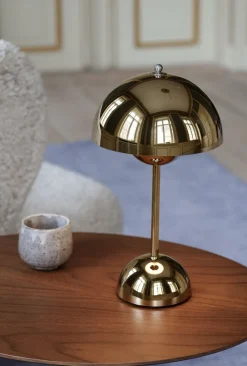 &Tradition Flowerpot Portable Lamp VP9, Magnetic Charger