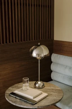 Flowerpot VP3, Table Lamp>&Tradition Clearance