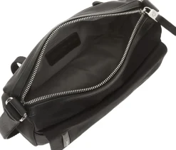 HUNTER CROSSOVER /><noscript><img width=