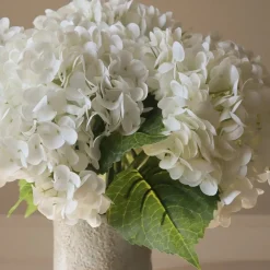 Botané Hydrangea Bouquet