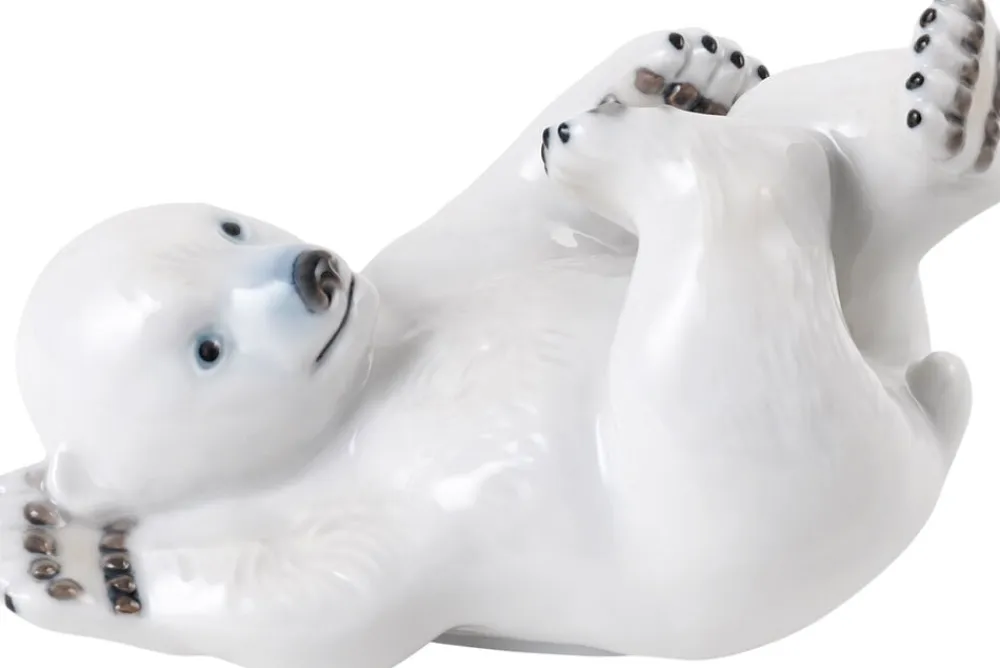 Isbjørneunge, liggende 15 cm>Royal Copenhagen Discount