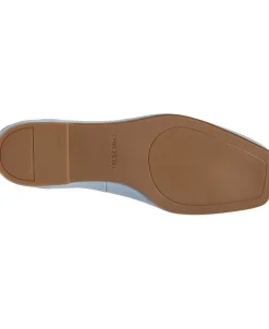 Katie><noscript><img width=