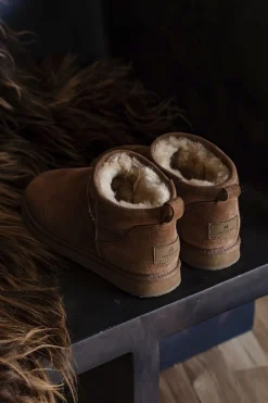 KIM><noscript><img width=