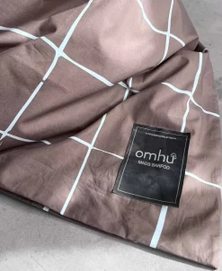 OMHU Økologisk sengesæt, Wave grid Taupe Hot