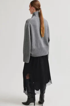 Dame Second Female Lacia Skirt