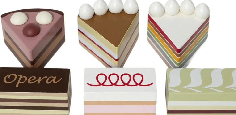 LAGKAGESTYKKER PÅ FAD>Mamamemo Discount