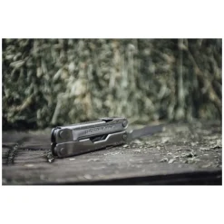 Outdoor diverse Leatherman REBAR Multi-tool