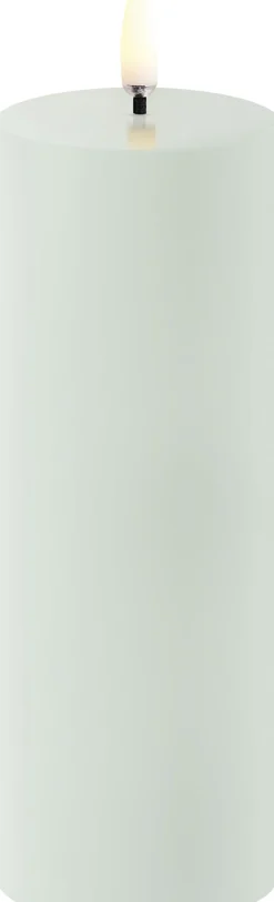 Uyuni LED pillar candle, Dusty Green, Smooth, 5,8x15,2 cm