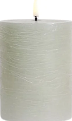 Uyuni LED pillar candle, Dusty green