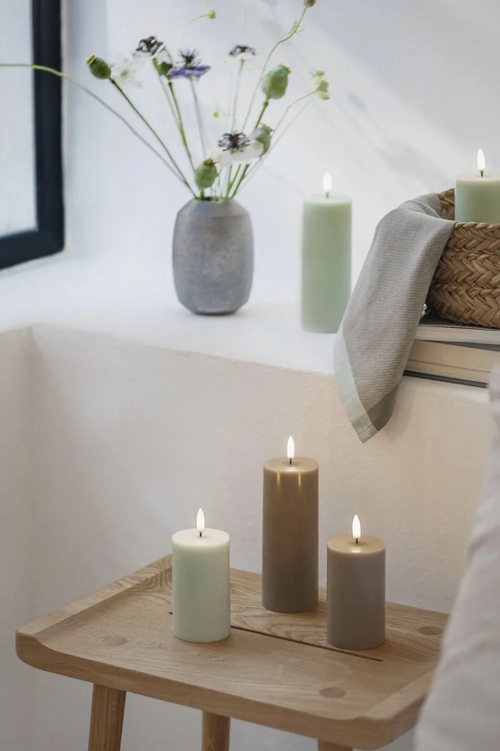 Uyuni LED pillar candle, Sandstone, Smooth, 5,8x15,2 cm