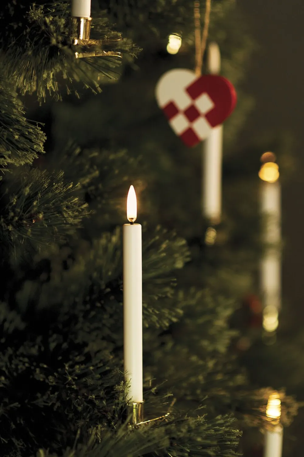 Uyuni LED Taper Candle - twin pack - Nordic White - 2,3 x 20 cm Online